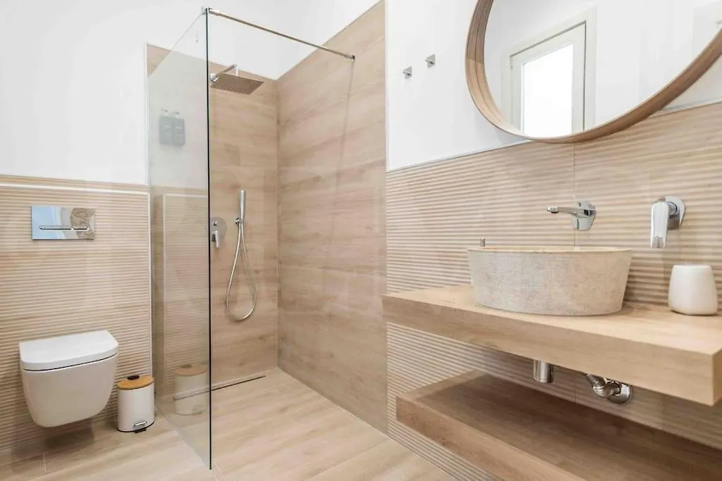Classic Apartment Near Plaza De La Merced By Rems 말라가